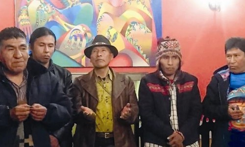 哺乳期可以喝雪梨止咳糖浆吗-哺乳期可以吃梨子吗宝宝有影响吗-哺乳期能吃雪梨膏止咳吗,中国哺乳期可以吃雪梨吗网站